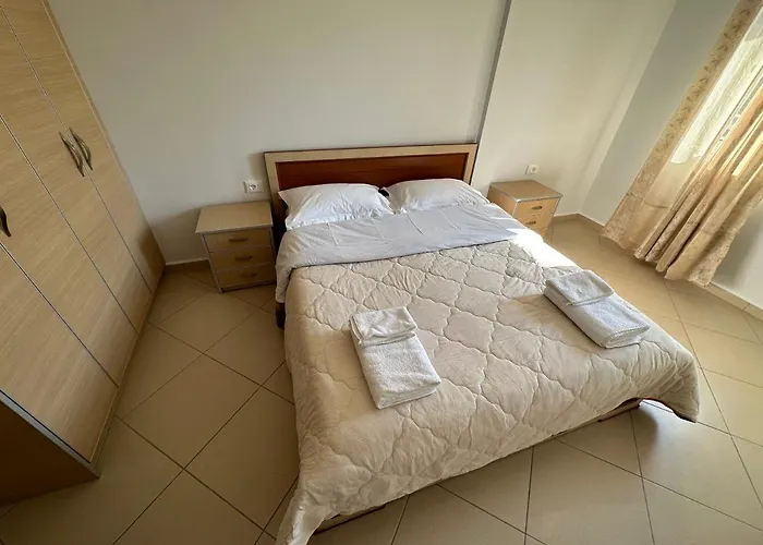 Comfort 1 * Sarandë